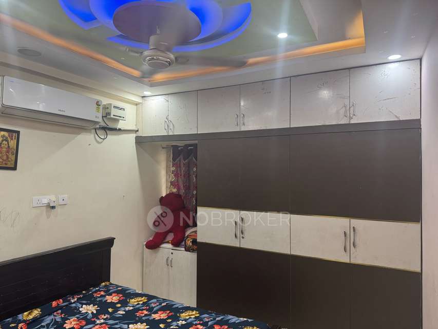 2 BHK Flat In Srinivasam Apartment Pragathi Nagar For Sale  In Plot No: 7
