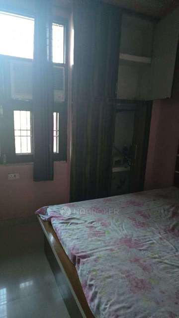 1 BHK Flat for Rent  In Sector 3