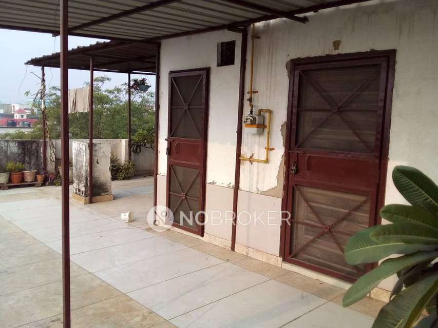 Godown/Warehouse in  Govindpuram, Ghaziabad for Rent 