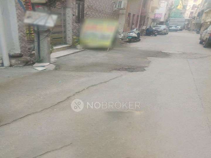 PG for Girls in Malka Ganj