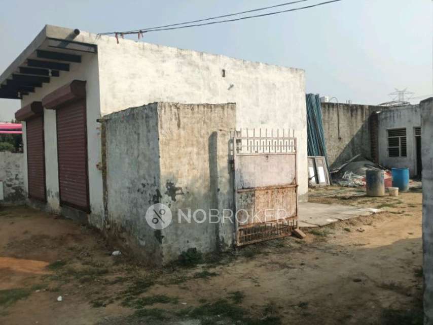 Godown/Warehouse in Sadpura Sector 109, Faridabad for Rent 