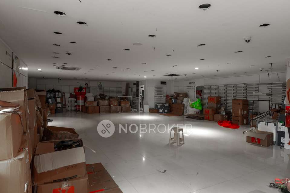 Showroom in Unlimited Fashion Store - Vidyaranyapura, Bengaluru, Bangalore for Rent 