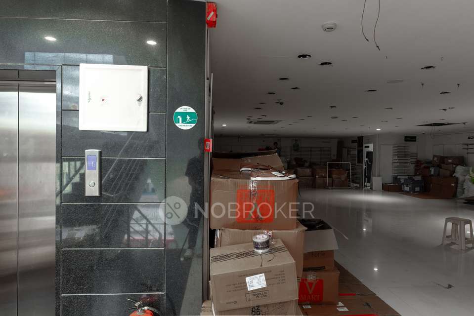 Showroom in Unlimited Fashion Store - Vidyaranyapura, Bengaluru, Bangalore for Rent 