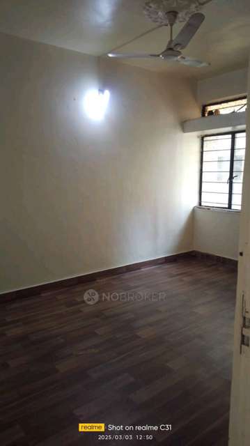 2 BHK Flat In Universal Appartment Housing Society for Rent  In East St