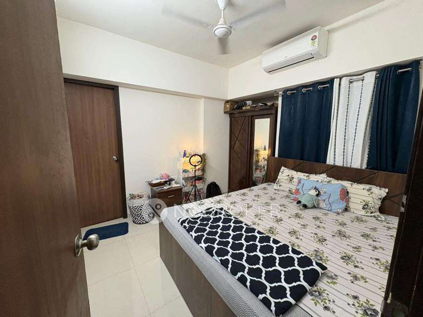 1 BHK Flat In Lodha Amara For Sale  In Thane