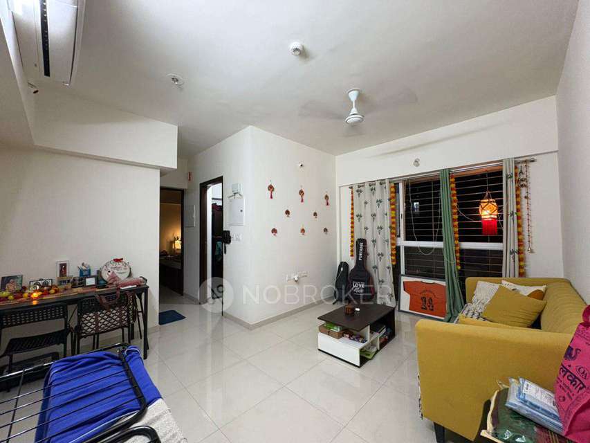 1 BHK Flat In Lodha Amara For Sale  In Thane