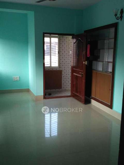 2 BHK Flat In Sarvapriya For Sale  In Malleshwaram West