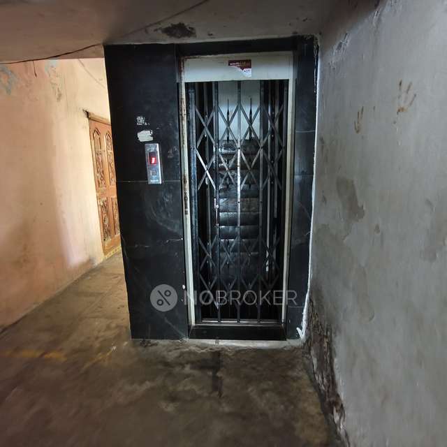 2 BHK Flat In Gokul Ravi Apartements For Sale  In Moosarambagh