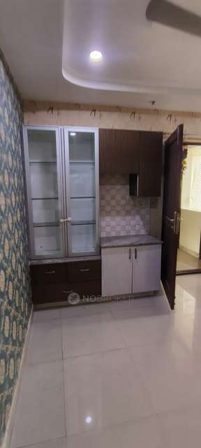2 BHK Flat In Emami Swanlake Apartments for Rent  In Kukatpally