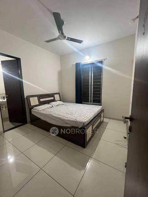 Single Room for Male In 3 BHK  In Yashone Infinitee In Pimpri Chinchwad
