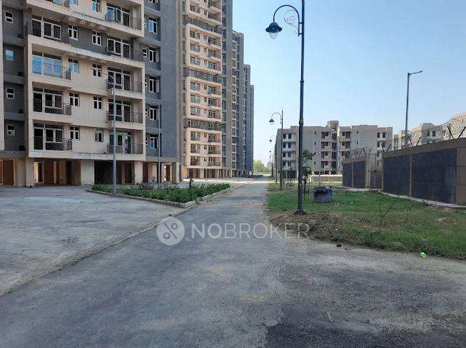 2 BHK Flat In Apartment for Rent  In Sector22