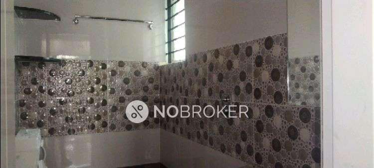 4+ BHK Flat In Standalone Building  For Sale  In Rayasandra
