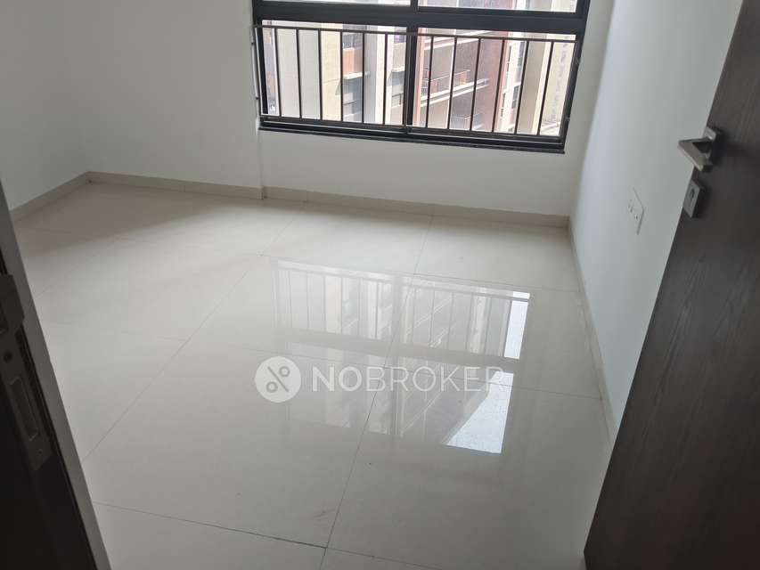 2 BHK Flat In Shapoorji Pallonji Sensorium for Rent  In Hinjewadi