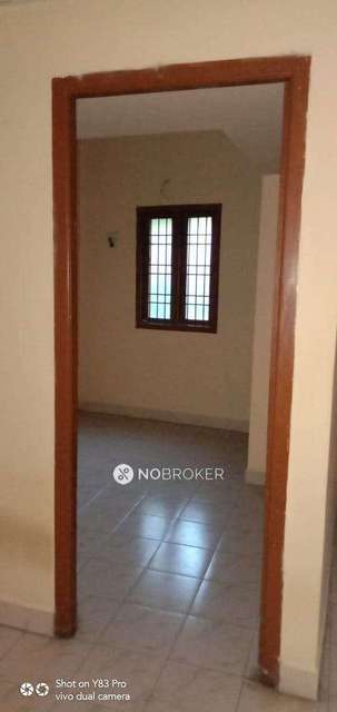 2 BHK Flat In Friends Apartment, Laxmipuram For Sale  In Chromepet
