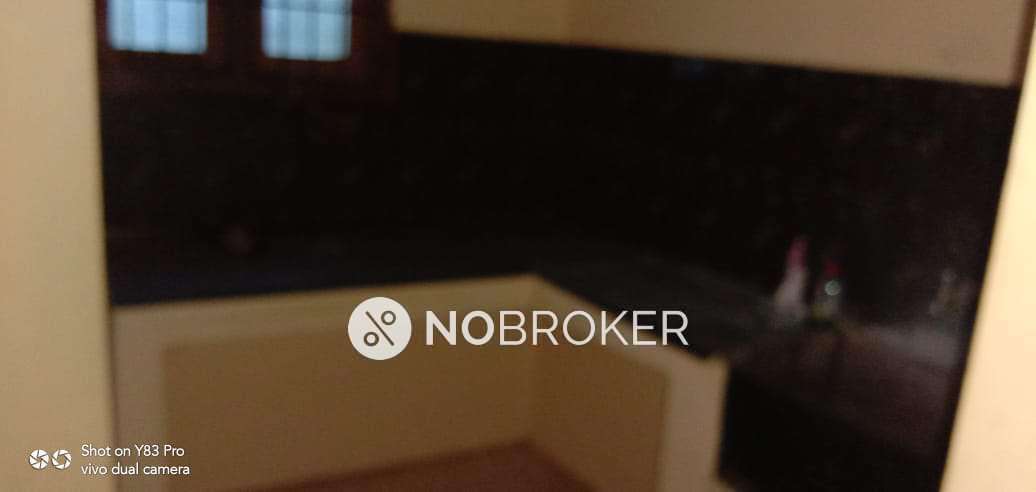 2 BHK Flat In Friends Apartment, Laxmipuram For Sale  In Chromepet