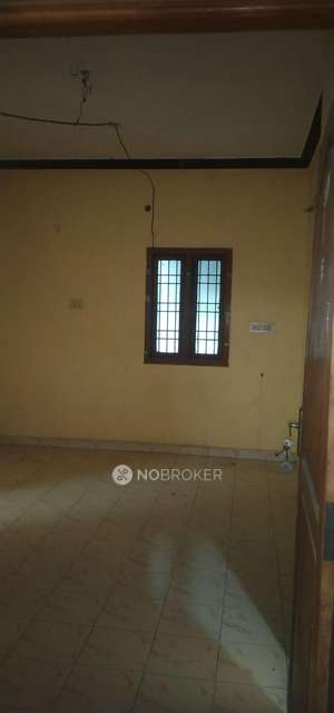 2 BHK Flat In Friends Apartment, Laxmipuram For Sale  In Chromepet