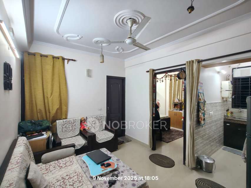 1 BHK Flat In Paryavaran Complex, Saket For Sale  In Sainik Farm