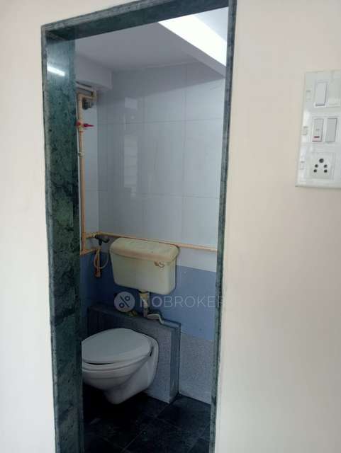 1 BHK Flat In Sahajanand Chs Ltd  For Sale  In Santacruz West