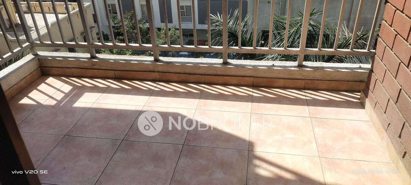 2 BHK Flat In Jadhav Deore Brick Castle For Sale  In Hadapsar