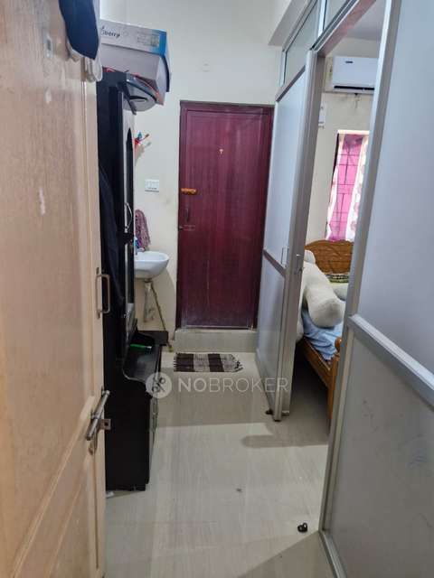 1 BHK Flat In Crystal Park For Sale  In Pallur