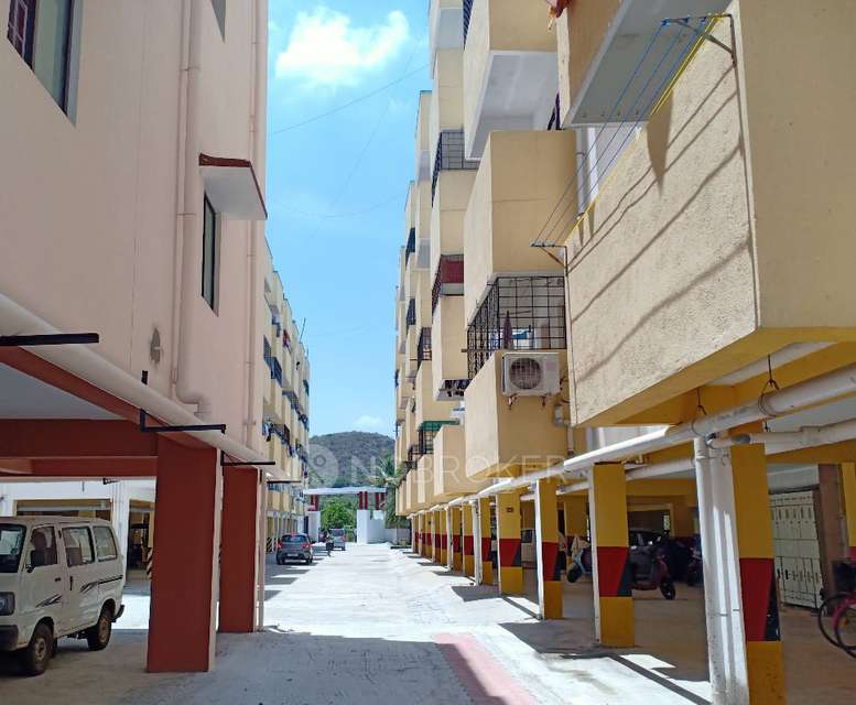 1 BHK Flat In Crystal Park For Sale  In Pallur