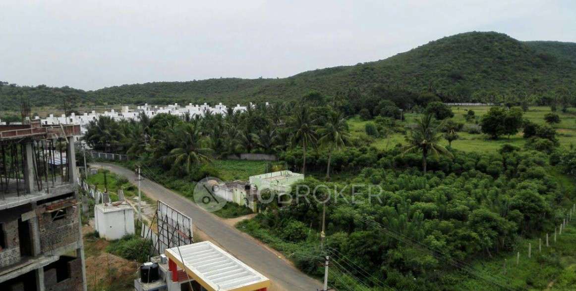 1 BHK Flat In Crystal Park For Sale  In Pallur