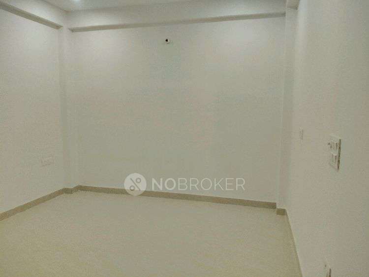 2 BHK Flat In Krishna City 2 for Rent  In Krishna City 2, Roza Jalalpur, Greater Noida, Up