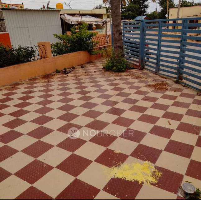 Godown/Warehouse in Chikkagubbi Bus Stop, Bangalore for Rent 