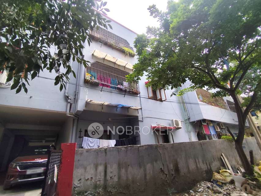 2 BHK Flat In Sai Lakshmi Residency For Sale  In Attapur