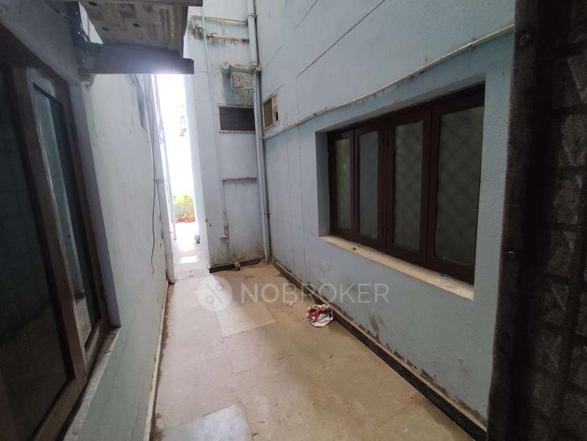 2 BHK Flat In Sai Lakshmi Residency For Sale  In Attapur