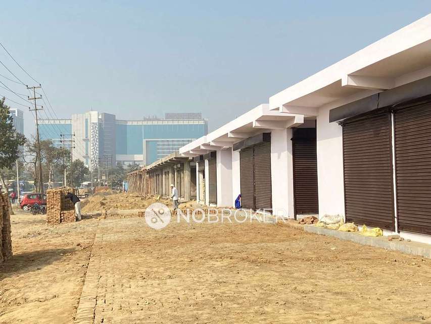 Godown/Warehouse in Surajpur, Greater Noida for Rent 