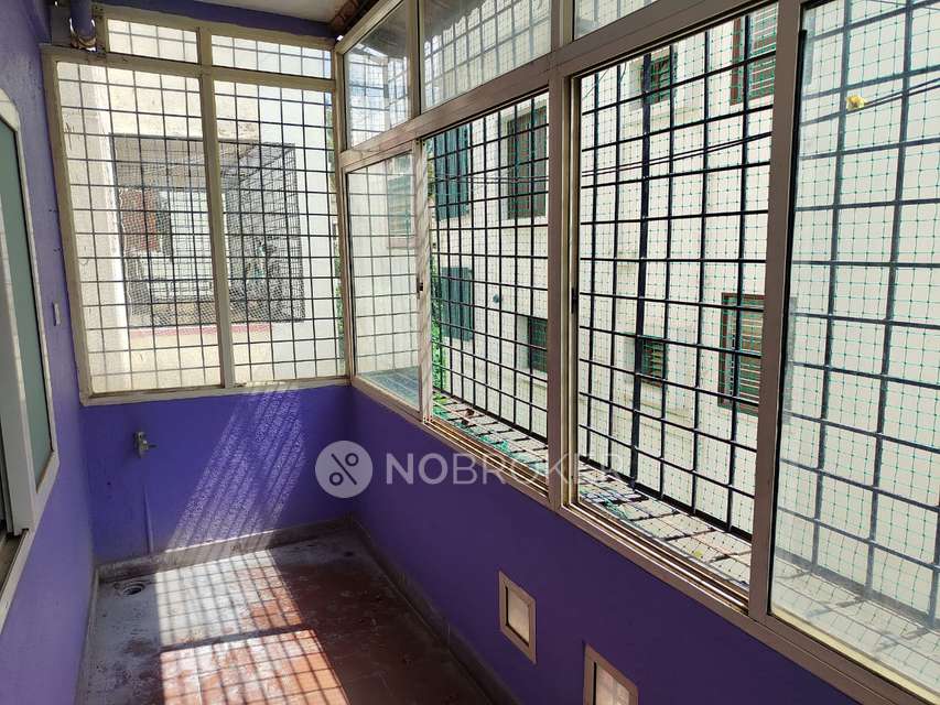 2 BHK Flat In Prakrith Palms Apartments, Ramamurthy Nagar For Sale  In Horamavu