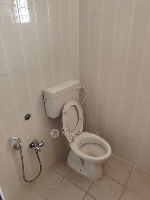 2 BHK Flat In Prakrith Palms Apartments, Ramamurthy Nagar For Sale  In Horamavu