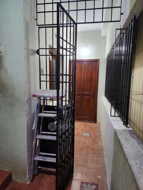 3 BHK Flat In Chandra Apartment For Sale  In Vsm Garden, West Jafferkhanpet