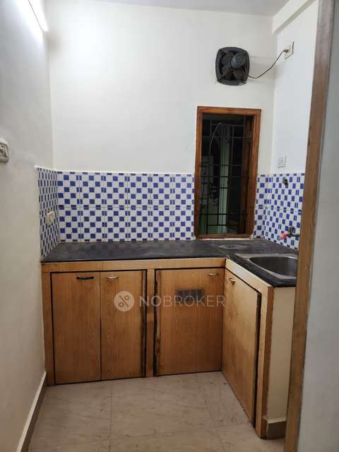 3 BHK Flat In Chandra Apartment For Sale  In Vsm Garden, West Jafferkhanpet