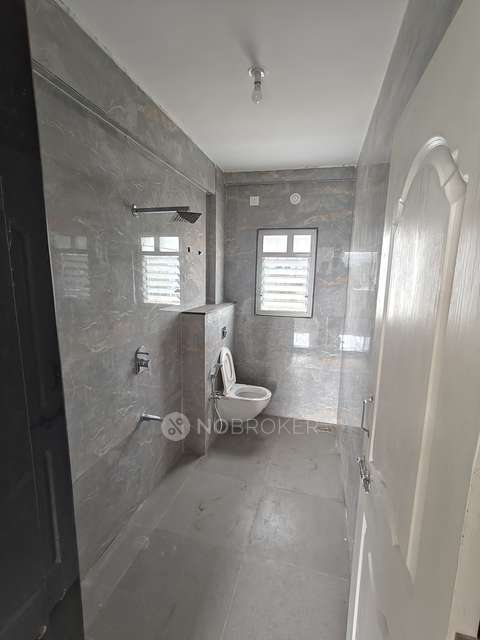 1 BHK Flat In Anushree Building for Rent  In  Keshnand