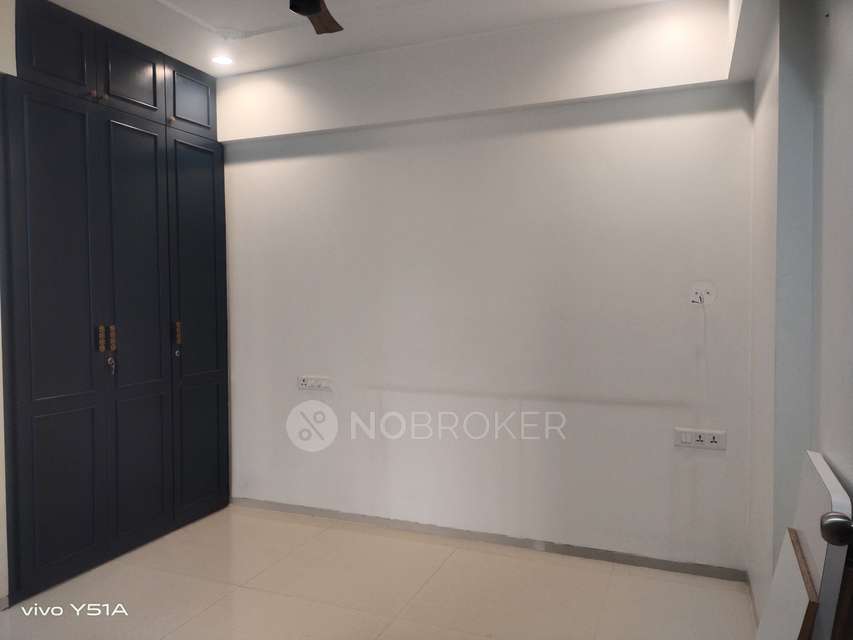 2 BHK Flat In Pyramid Atlante For Sale  In Tathawade