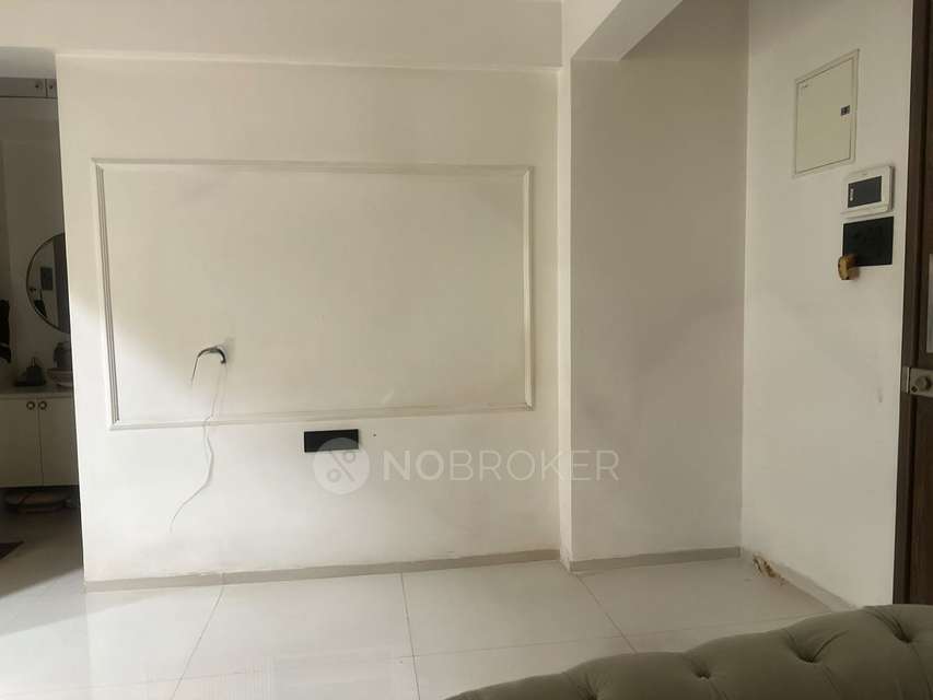 2 BHK Flat In Pyramid Atlante For Sale  In Tathawade
