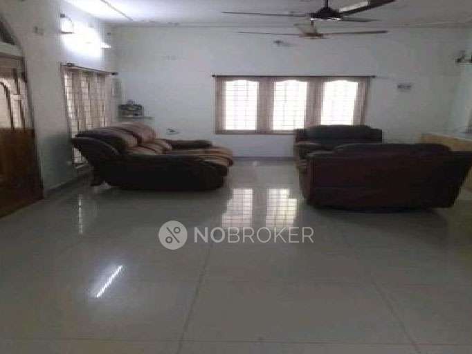 Single Room for Male In 3 BHK  In Camp Road Junction, Selaiyur, Chennai, Tamil Nadu, India