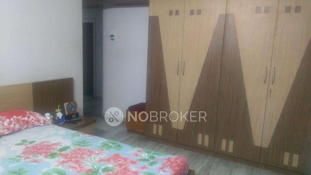 2 BHK Flat In Bhanukant Complex For Sale  In Goregaon West