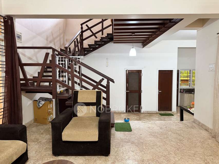 Single Room for Male In 4 BHK  In Whitefield