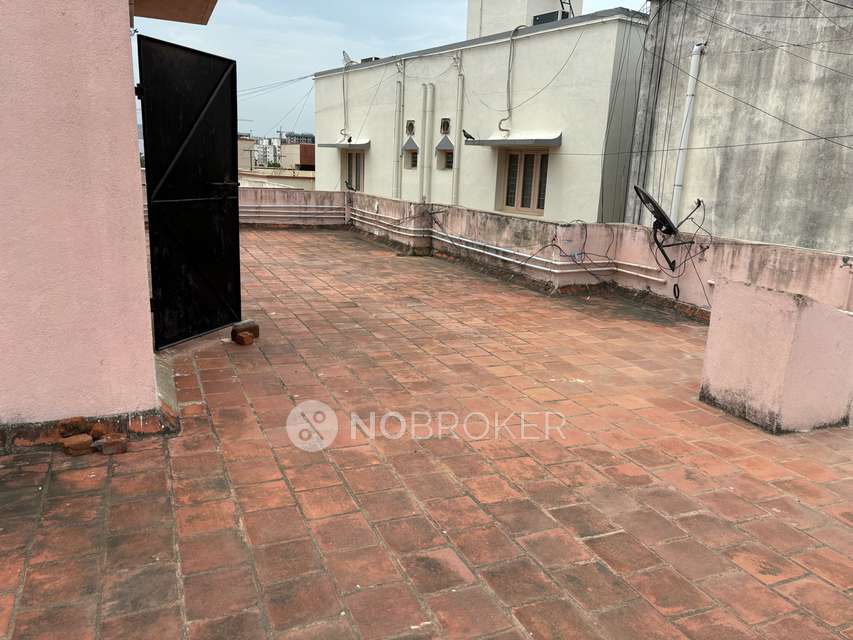 2 BHK Flat In Skyline Regency For Sale  In Medavakkam