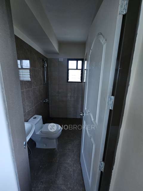 2 BHK Flat In Falcon Tower At Riverview City for Rent  In Loni Kalbhor