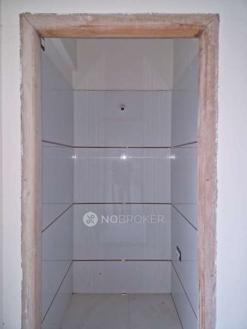 3 BHK Flat In Sahasra Serenity Kumbena Agrahara For Sale  In Kumbena Agrahara