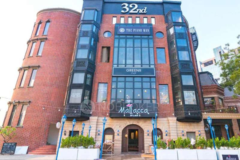 Shop in Sector 15, Gurgaon for sale 