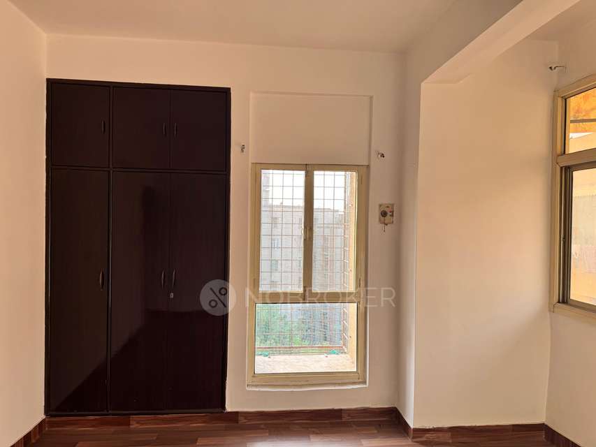 3 BHK Flat In Din Apartment, Dwarka For Sale  In Dwarka
