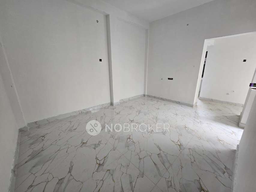 2 BHK Flat In Apartment For Sale  In Tiruvottiyur