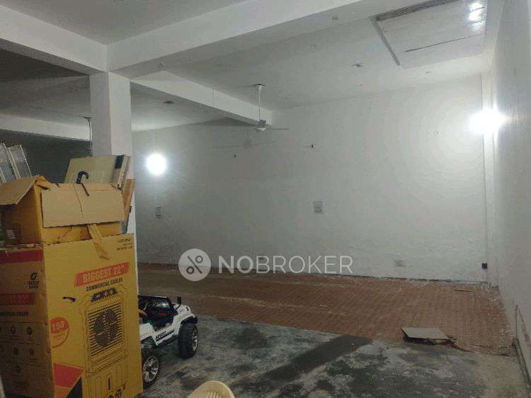 Godown/Warehouse in 577, Kotla Vihar Phase 2, Tilangpur Kotla, New Delhi, Delhi, 110043, India, Delhi for Rent