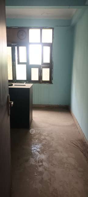 Office Space in Gupta Complex, Gurgaon for sale 