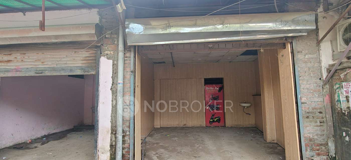 Showroom in Okhla, Delhi for Rent 